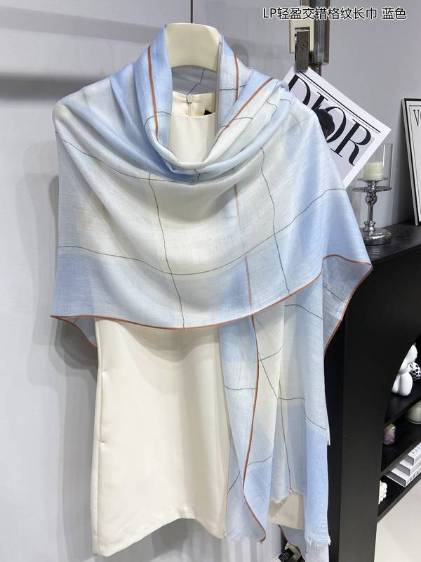 Loro Piana Scarf LPC00052 Loro Piana Scarf LPC00052